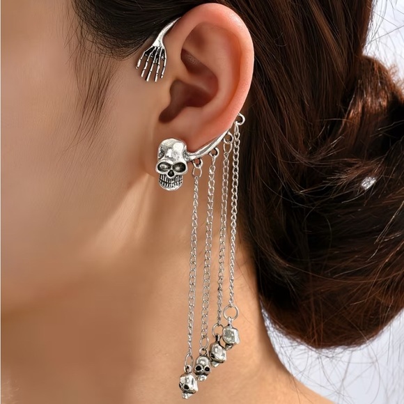 Hautesales Jewelry - Gothic Silver Skull Chain Ear Cuff